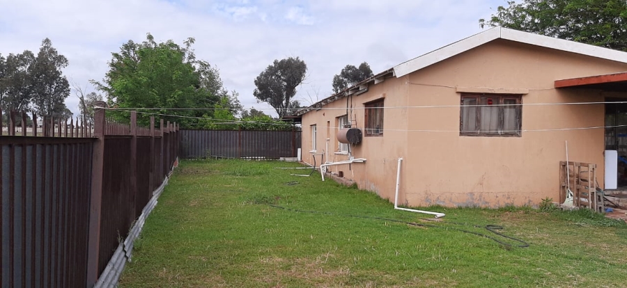 Commercial Property for Sale in Bloemspruit Free State